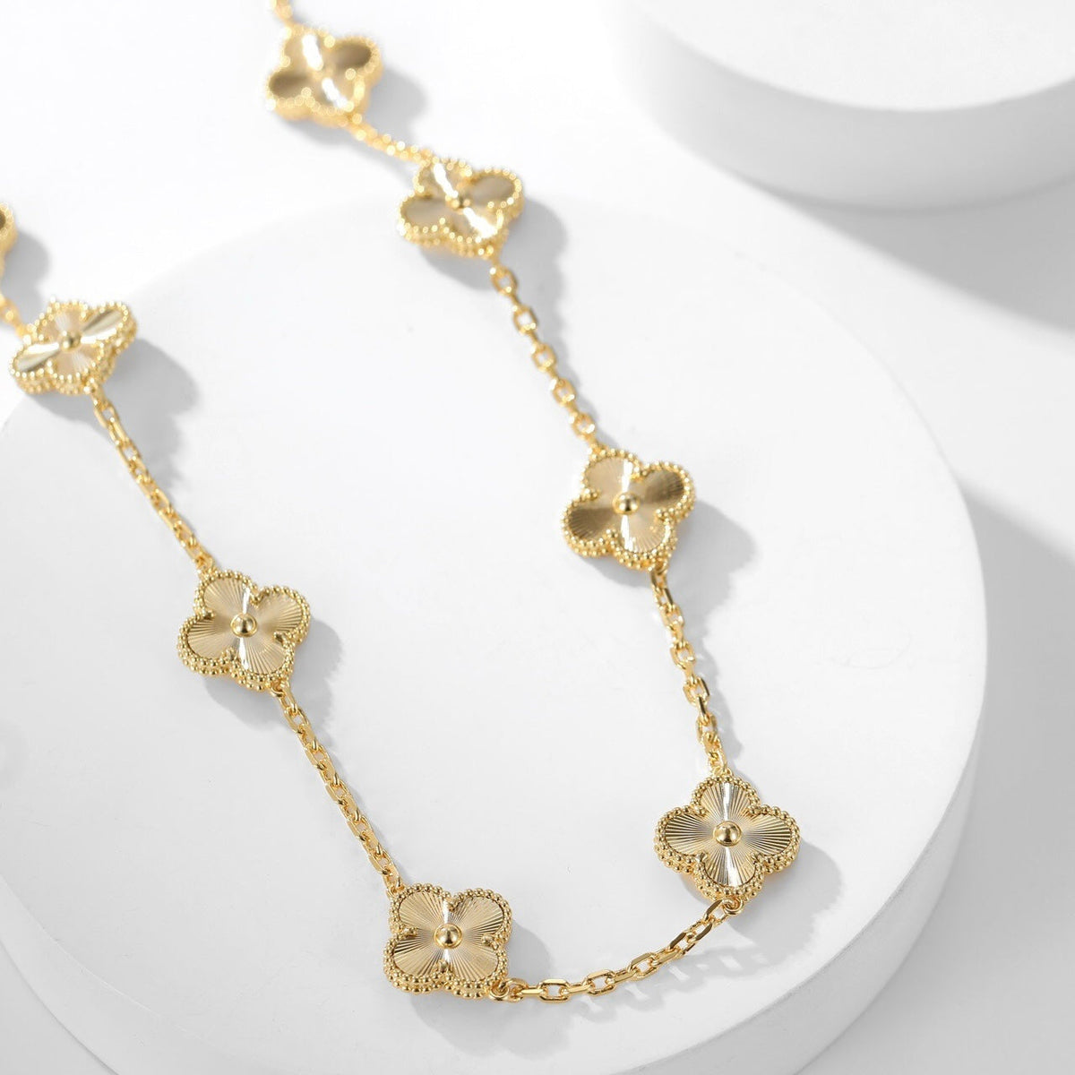 [⭐Lioran]CLOVER 10 MOTIFS LASER NECKLACE