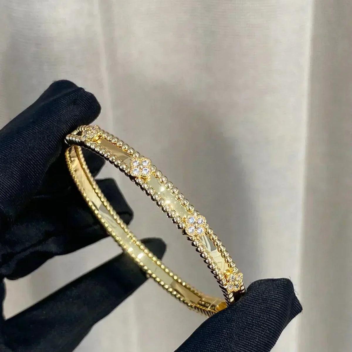 [⭐Lioran]CLOVER BRACELET 4MM DIAMONDS