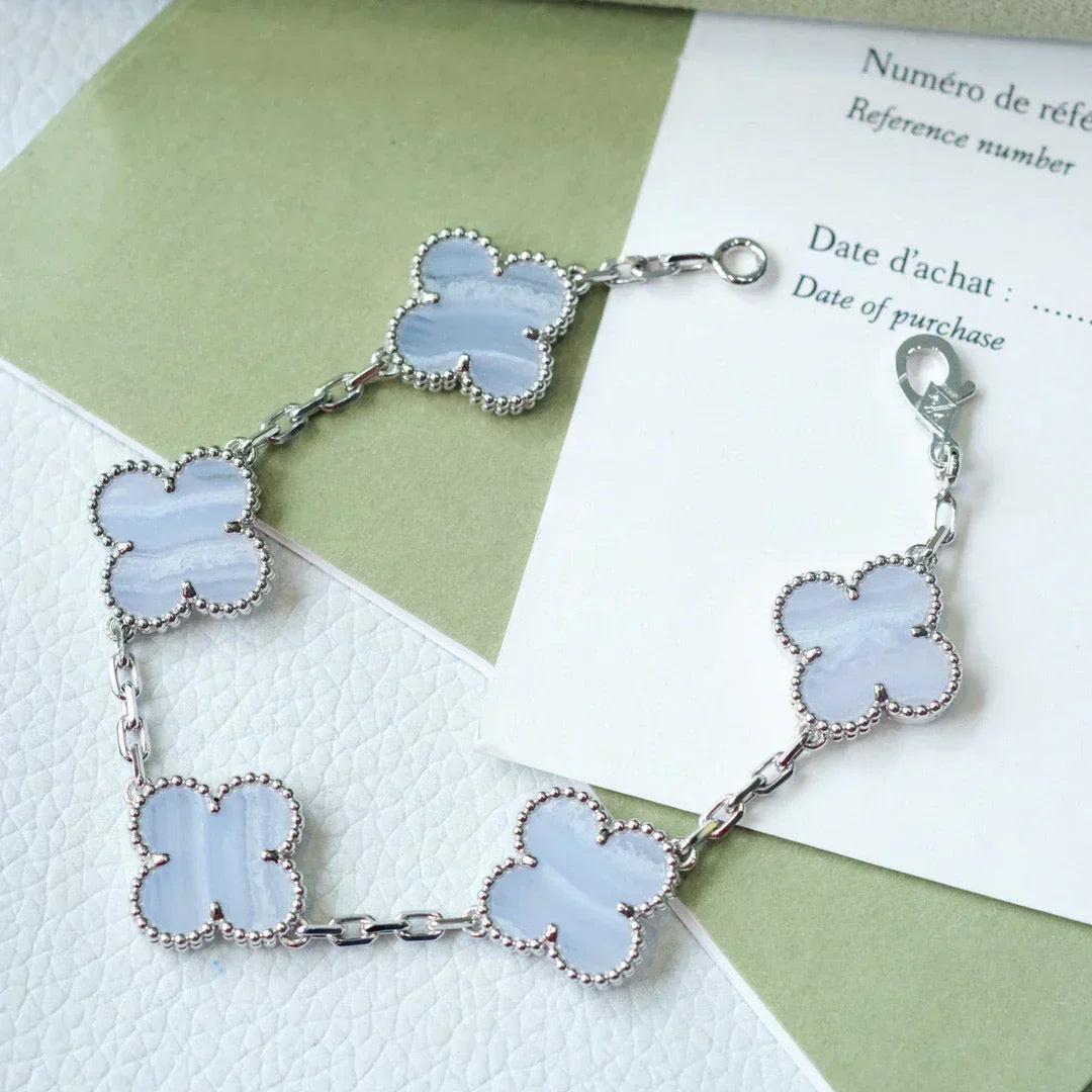 [⭐Lioran] CLOVER 5 MOTIF PURPLE CHALCEDONY BRACELET COLLECTION