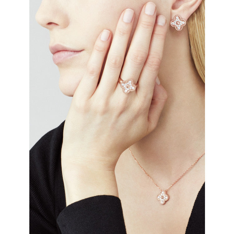 [⭐Lioran]CLOVER 15MM DIAMOND SINGLE FLOWER NECKLACE