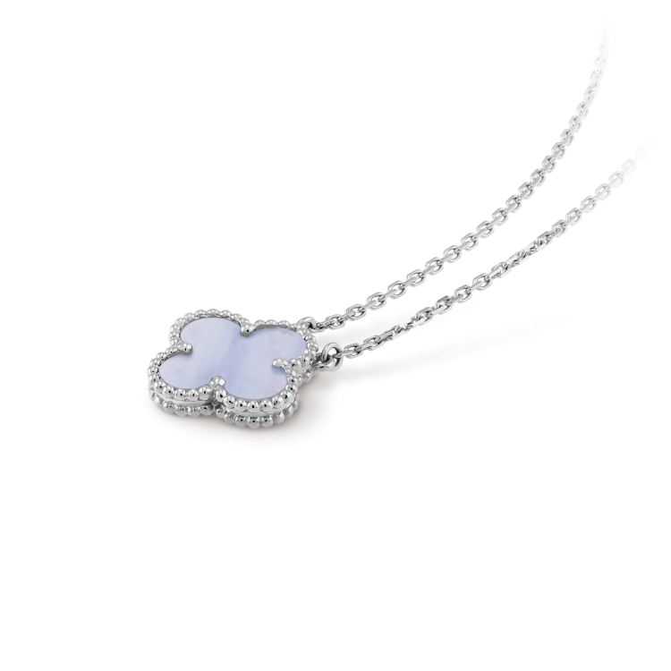[⭐Lioran]CLOVER 15MM BLUE CHALCEDONY NECKLACE SILVER