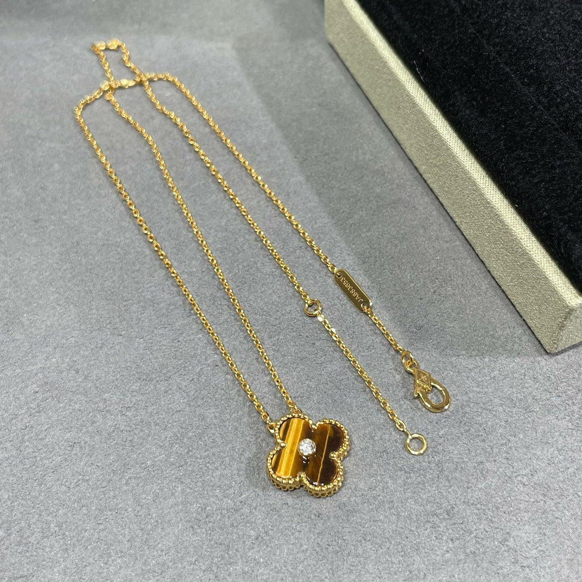 [⭐Lioran]CLOVER 15MM DIAMOND AND YELLOW TIGER'S EYE AGATE necklace