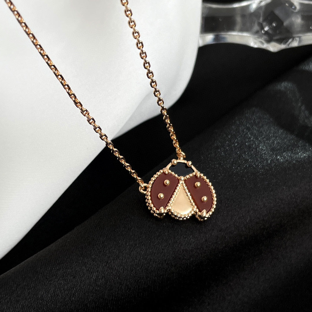[⭐Lioran]LUCKY  CARNELIANS LADYBUG NECKLACE