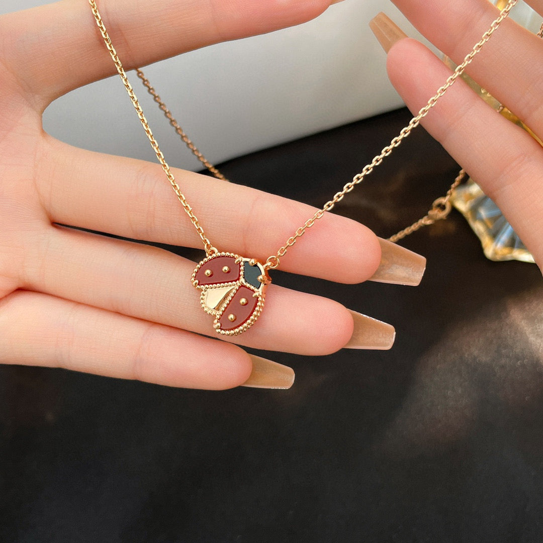 [⭐Lioran]LUCKY  CARNELIANS LADYBUG NECKLACE