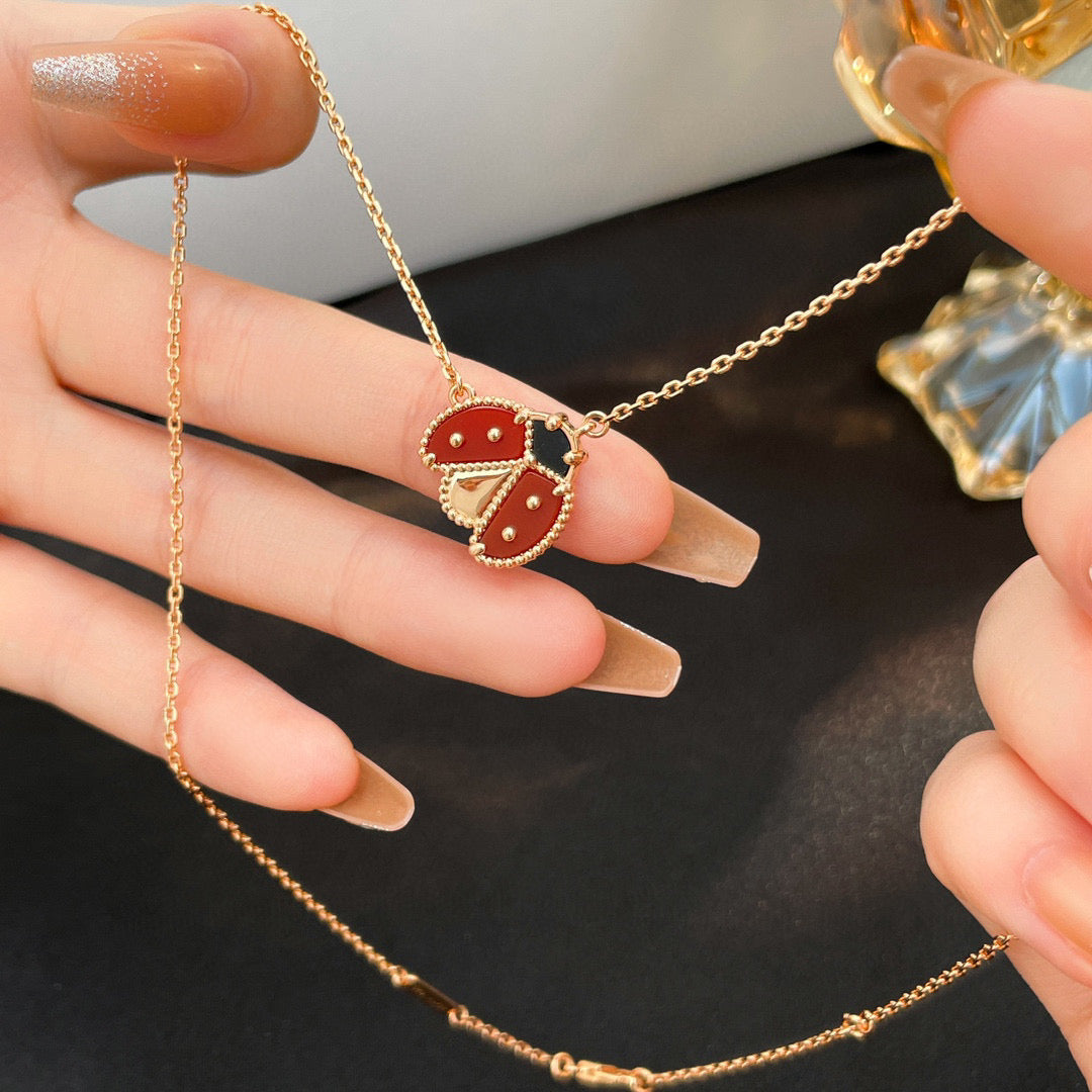 [⭐Lioran]LUCKY  CARNELIANS LADYBUG NECKLACE