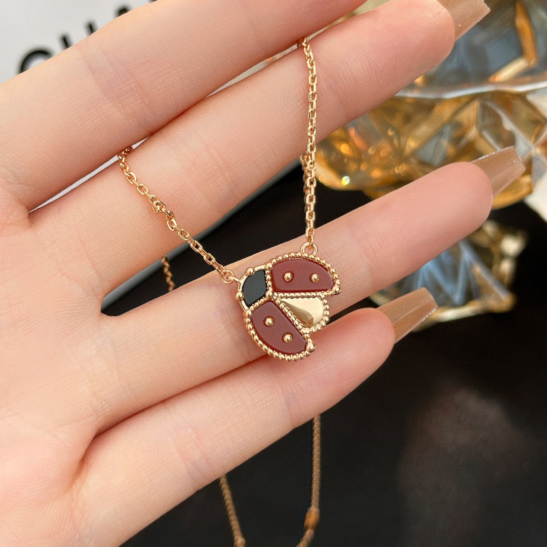 [⭐Lioran]LUCKY  CARNELIANS LADYBUG NECKLACE
