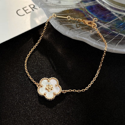 [⭐Lioran]LUCKY WHITE MOP PLUM BLOSSOM  BRACELET