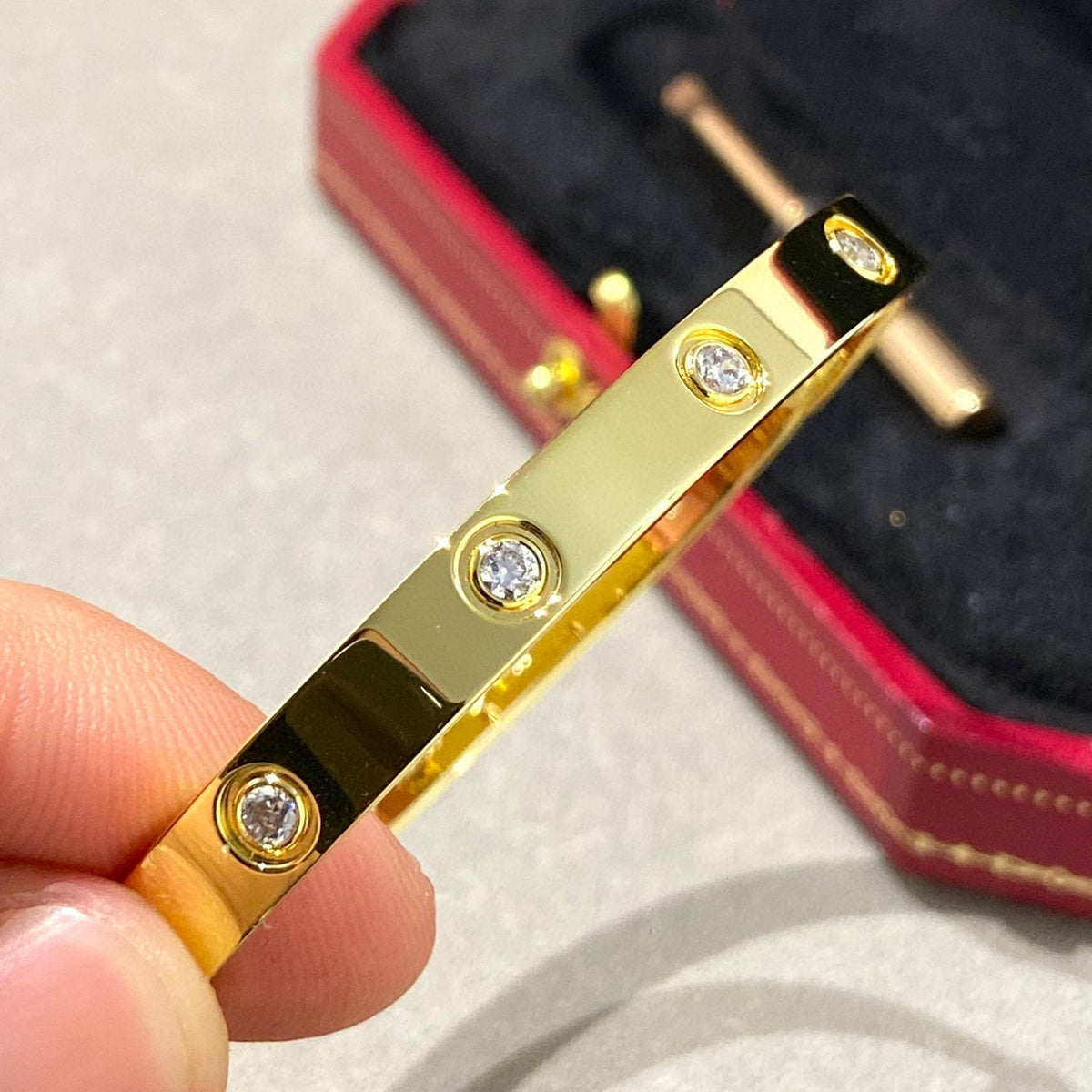 [⭐Lioran]LOVE BRACELET 6.1MM 10 DIAMONDS