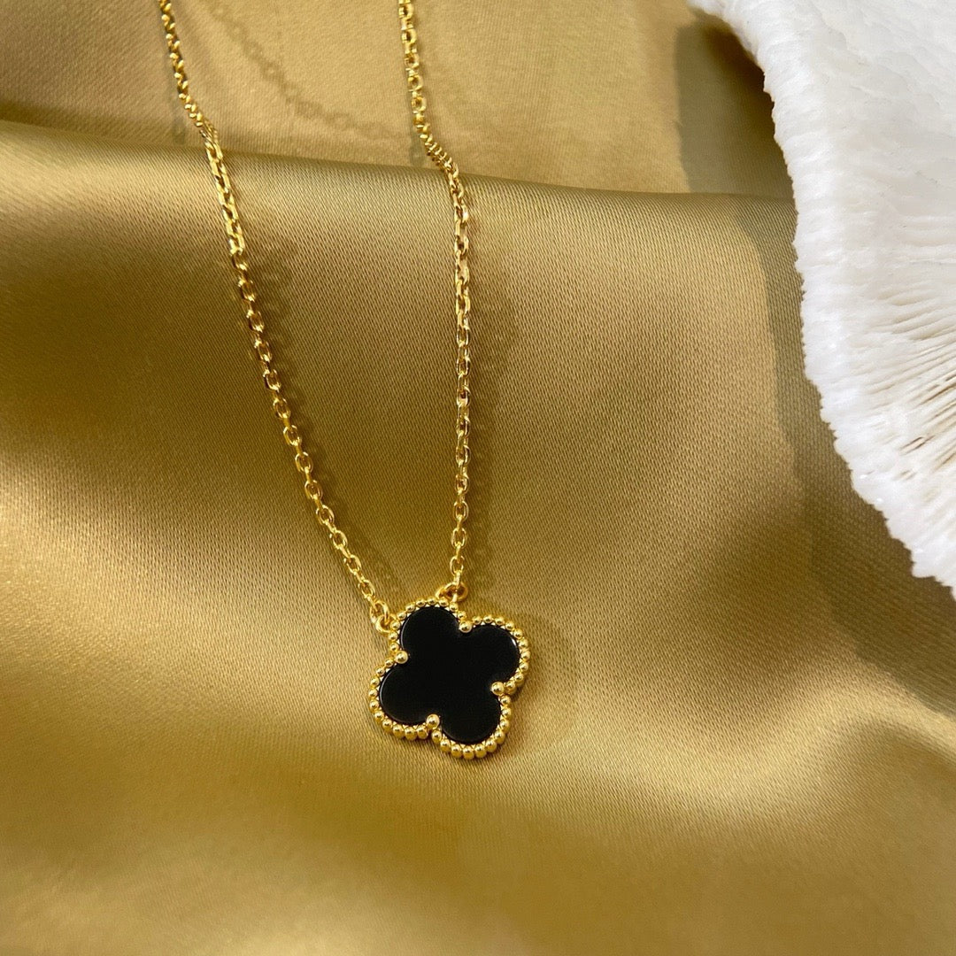 [⭐Lioran]CLOVER 15MM BLACK ONYX SINGLE FLOWER NECKLACE
