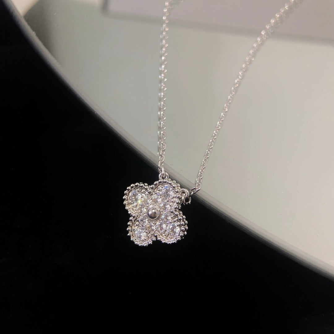 [⭐Lioran]CLOVER 15MM DIAMOND SINGLE FLOWER NECKLACE