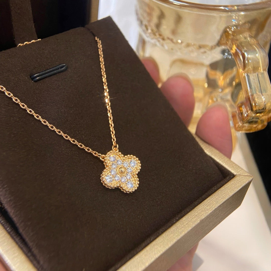 [⭐Lioran]CLOVER 15MM DIAMOND SINGLE FLOWER NECKLACE