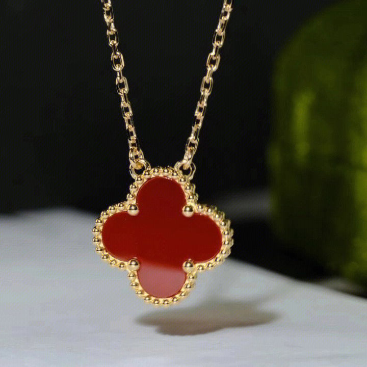 [⭐Lioran]CLOVER 15MM CARNELIAN SINGLE FLOWER NECKLACE
