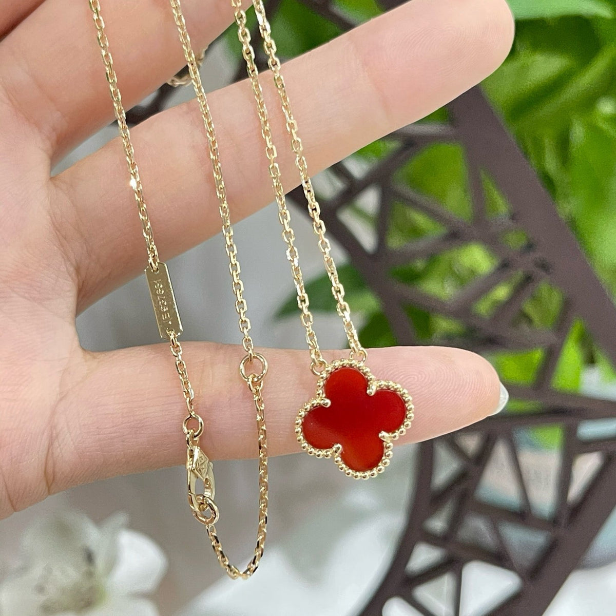 [⭐Lioran]CLOVER 15MM CARNELIAN SINGLE FLOWER NECKLACE
