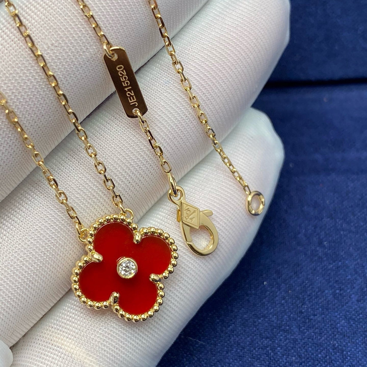 [⭐Lioran]CLOVER 15MM DIAMOND CARNELIAN NECKLACE