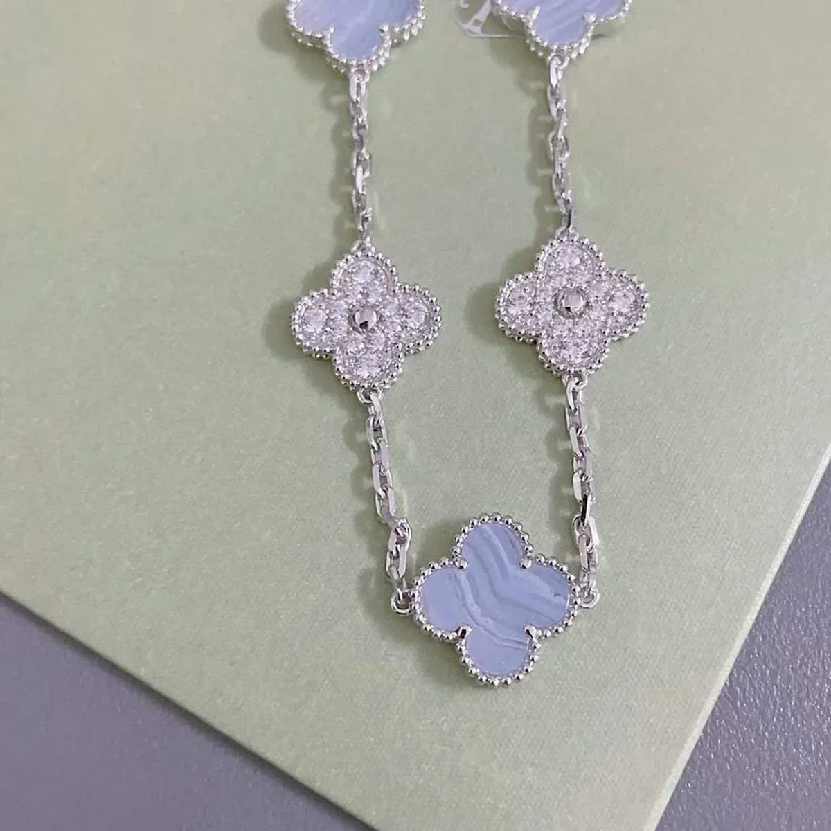 [⭐Lioran] CLOVER 5 MOTIF PURPLE CHALCEDONY BRACELET COLLECTION