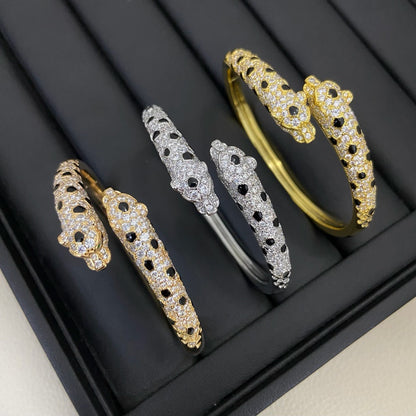 [⭐Lioran]PANTHERE DOUBLE HEADED HALF DIAMOND OPEN BRACELET