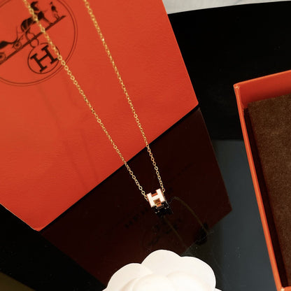 [⭐Lioran]H WHITE SQUARE GOLD NECKLACE