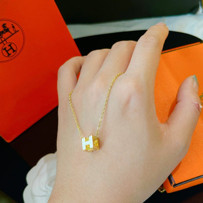 [⭐Lioran]H WHITE SQUARE GOLD NECKLACE