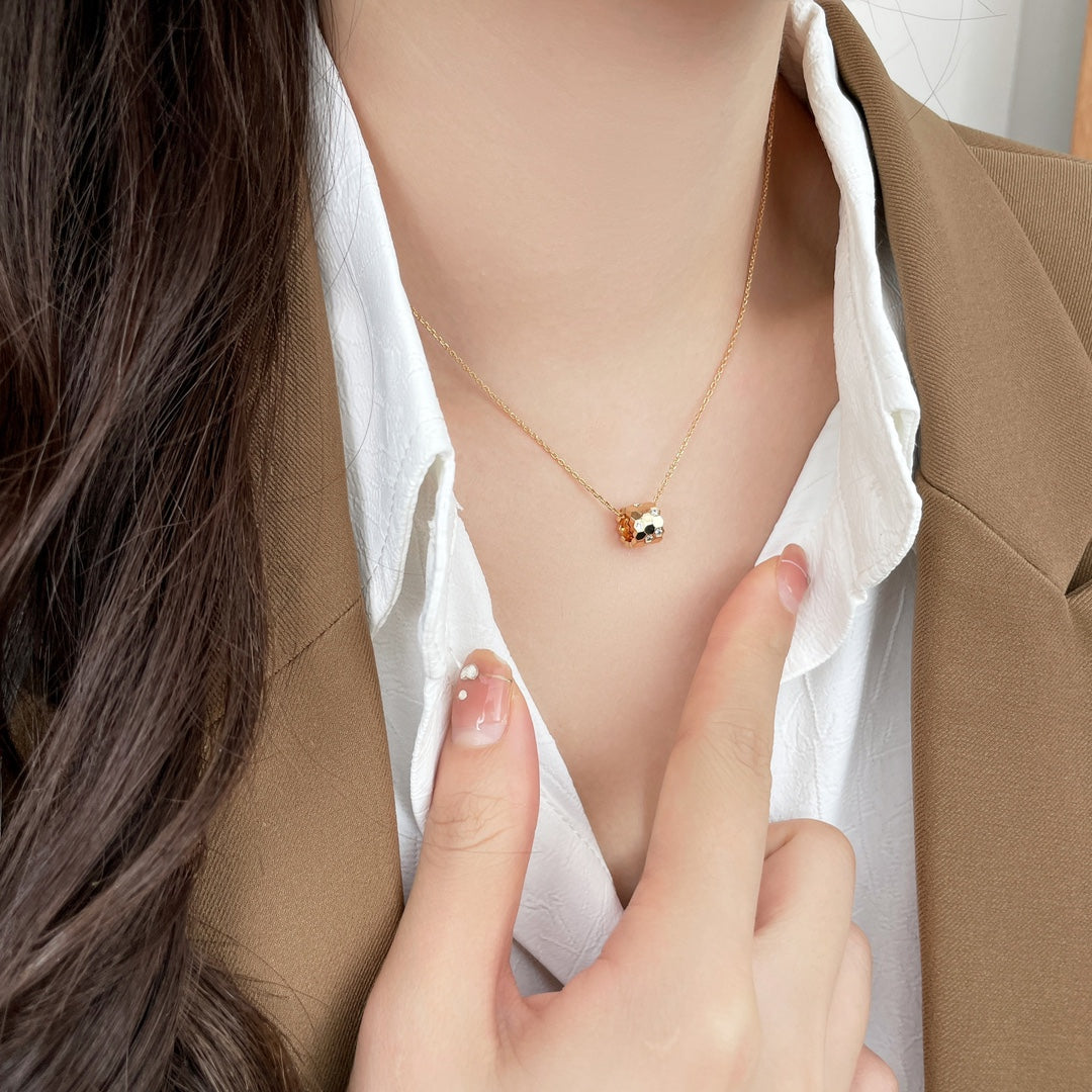[⭐Lioran]BEE MINI PEDANT DIAMOND NECKLACE