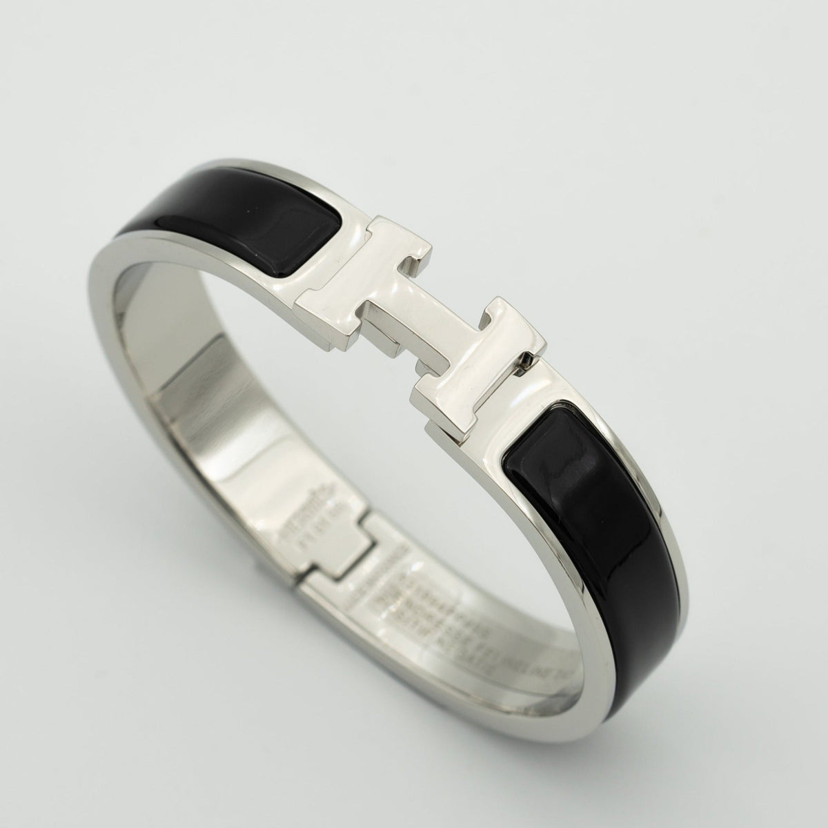 [⭐Lioran]H BLACK BRACELET