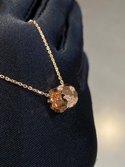 [⭐Lioran]BEE LOVE DIAMOND NECKLACE