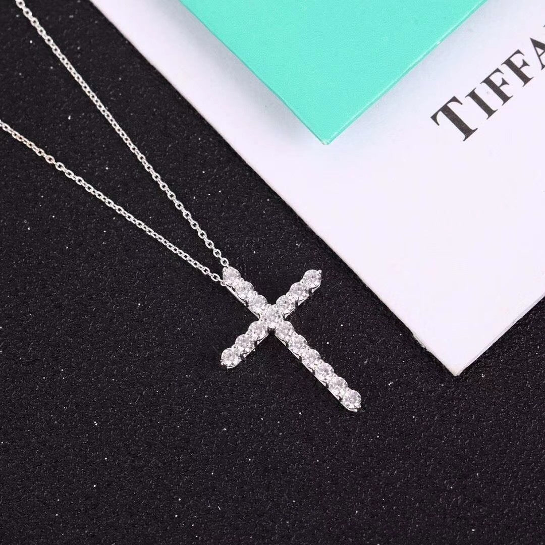 [Lioran]MOISSANITE STONE CROSS PENDANT NECKLACE SIMULATED DIAMOND CROSS CHOKER