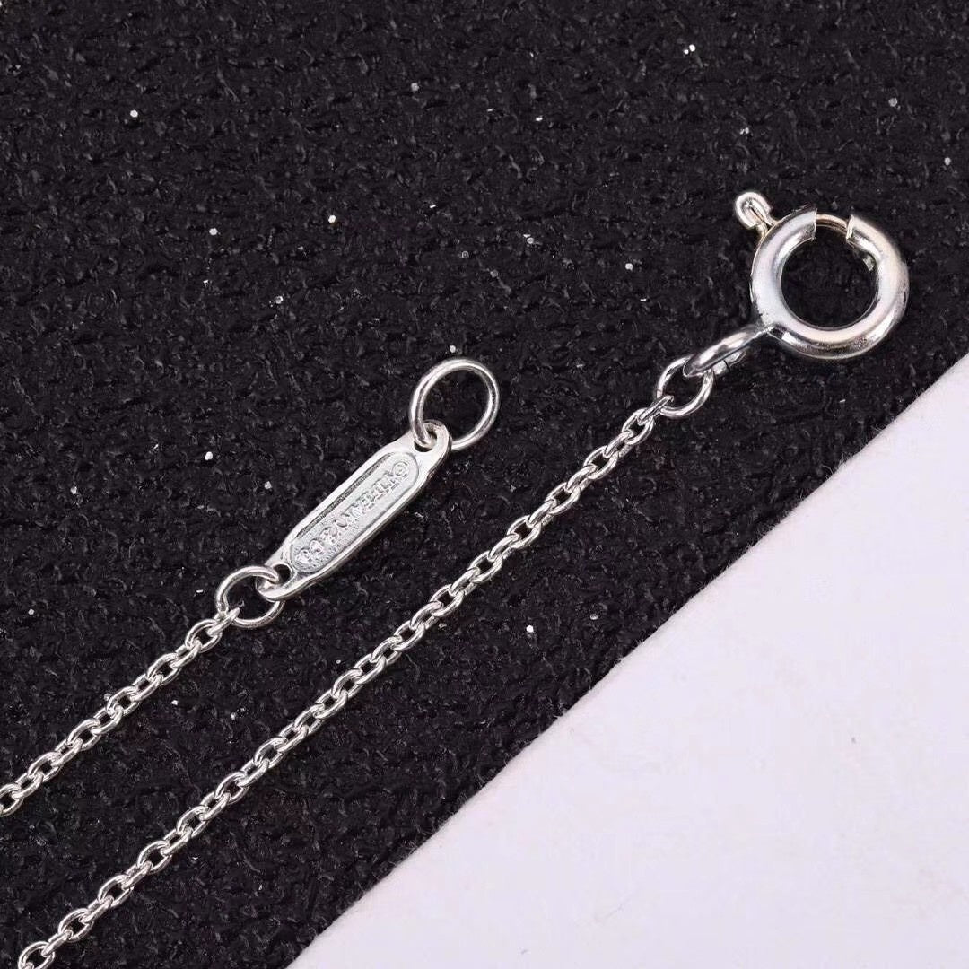 [Lioran]MOISSANITE STONE CROSS PENDANT NECKLACE SIMULATED DIAMOND CROSS CHOKER