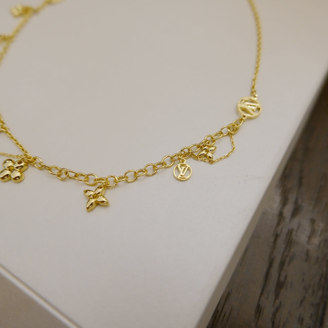 [⭐Lioran]BLOOMING SUPPLE NECKLACE BRASS