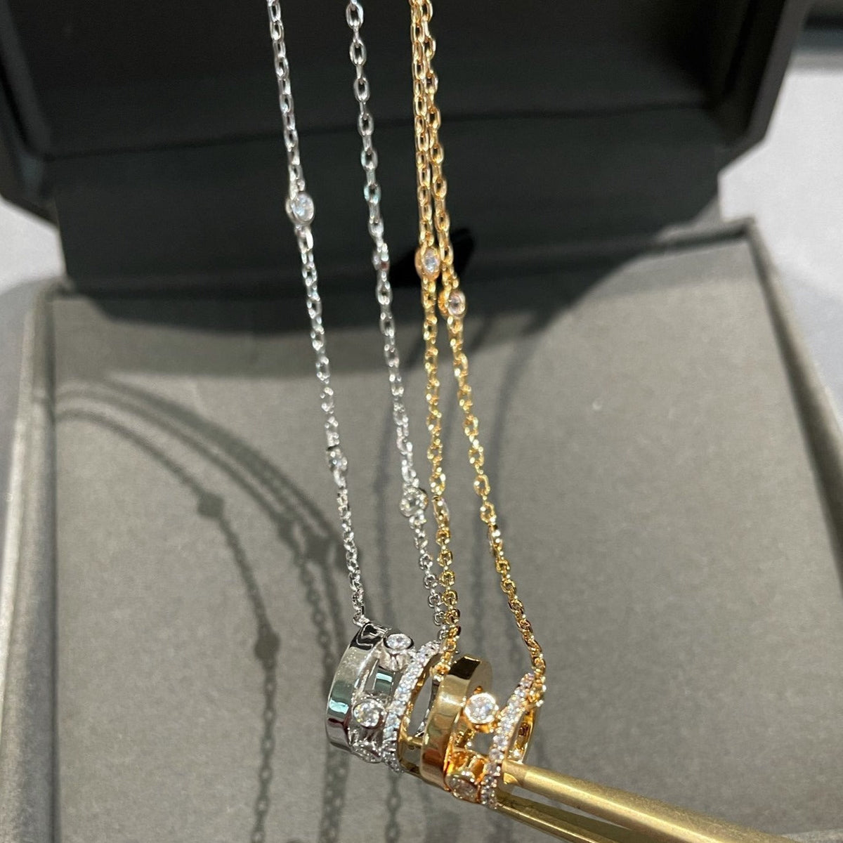 [⭐Lioran]CHAIN MOVE ROMANE PEDAND NECKLACE