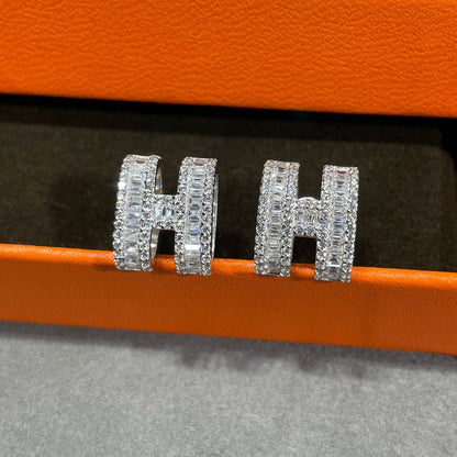[⭐Lioran]H STUD EARRINGS WITH SILVER DIAMONDS