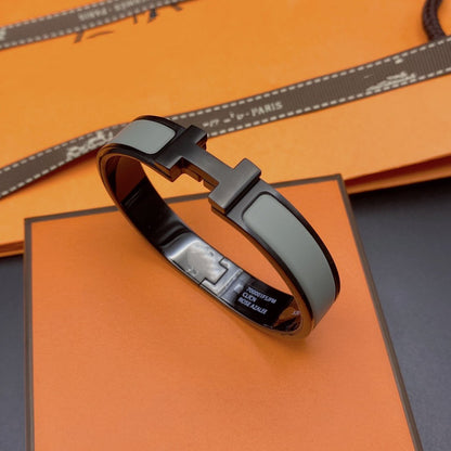 [⭐Lioran]CLIC HM SO BLACK GREY BRACELET