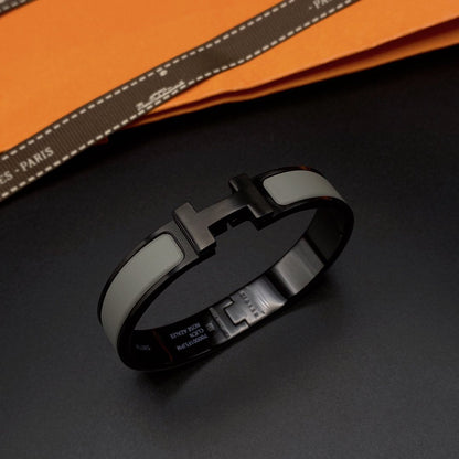 [⭐Lioran]CLIC HM SO BLACK GREY BRACELET