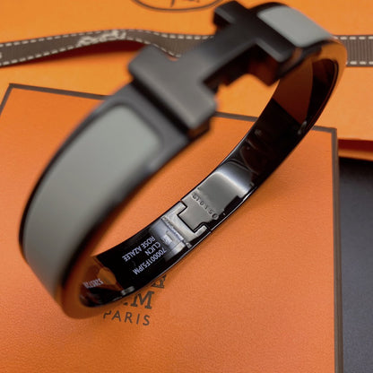 [⭐Lioran]CLIC HM SO BLACK GREY BRACELET