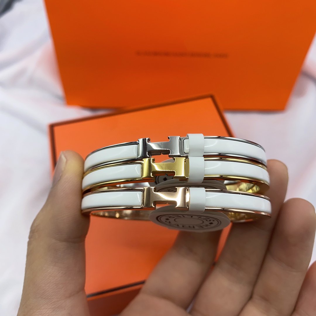 [⭐Lioran]CLASSIC HM CLIC WHITE 8MM ENAMEL BRACELET