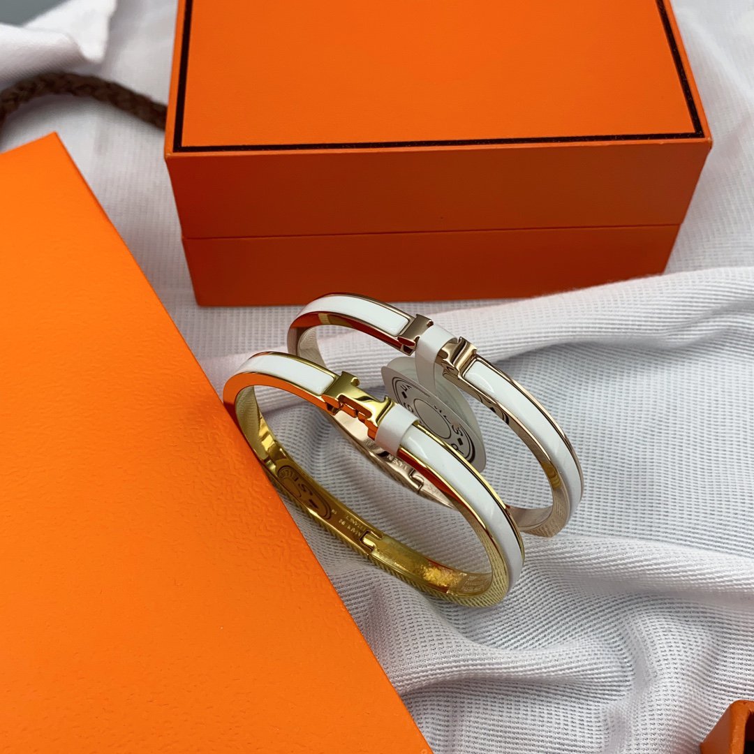 [⭐Lioran]CLASSIC HM CLIC WHITE 8MM ENAMEL BRACELET