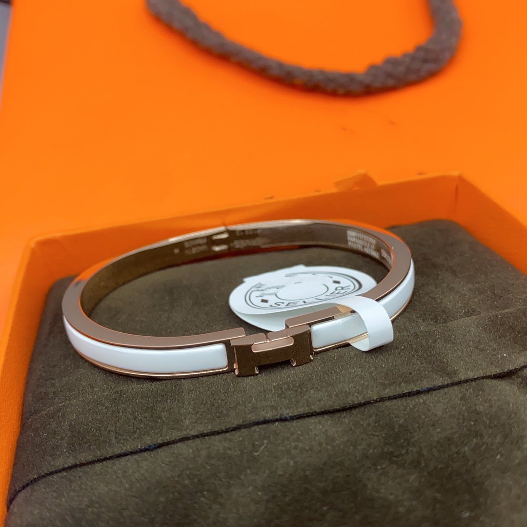 [⭐Lioran]CLASSIC HM CLIC WHITE 8MM ENAMEL BRACELET