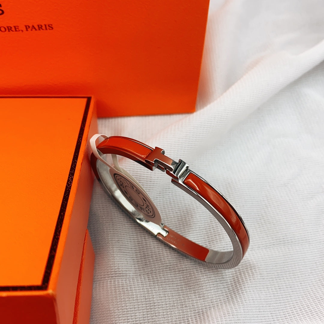 [⭐Lioran]CLASSIC HM CLIC RED 8MM ENAMEL BRACELET