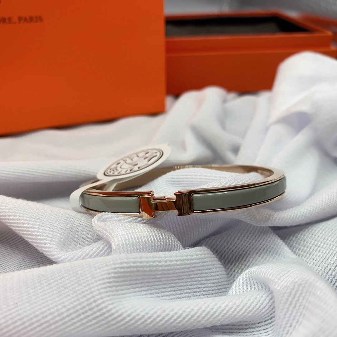[⭐Lioran]CLASSIC HM CLIC GREEN 8MM ENAMEL BRACELET