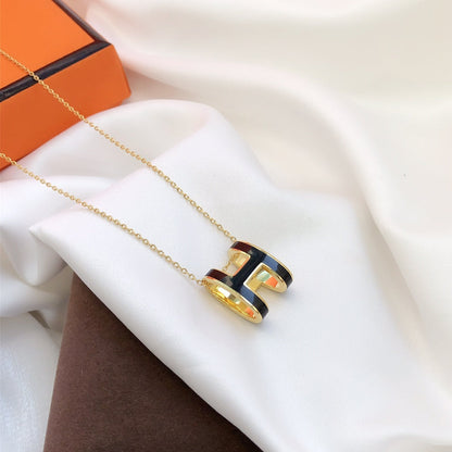 [⭐Lioran]HM CLIC BLACK ENAMEL GOLD NECKLACE