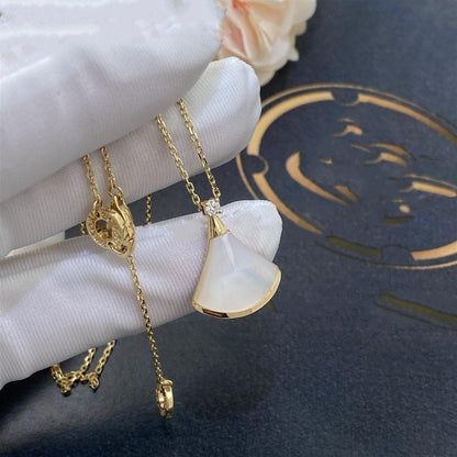[⭐Lioran]DREAM NECKLACE WHITE MOP GOLD 1 DIAMOND