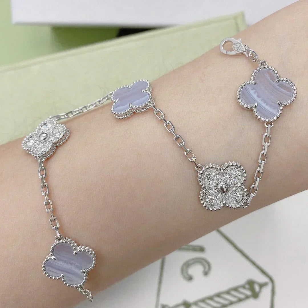 [⭐Lioran] CLOVER 5 MOTIF PURPLE CHALCEDONY BRACELET COLLECTION