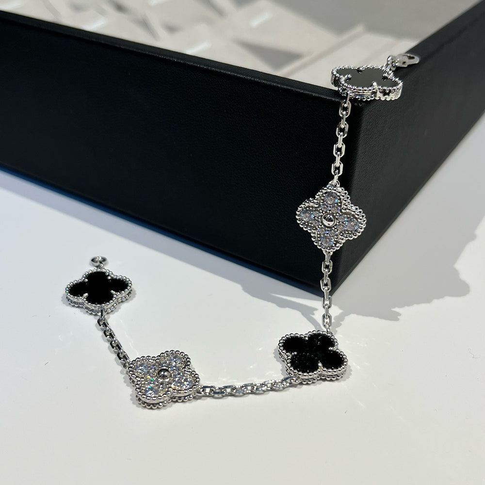 [⭐Lioran] CLOVER 5 MOTIF ONYXS BRACELET COLLECTION