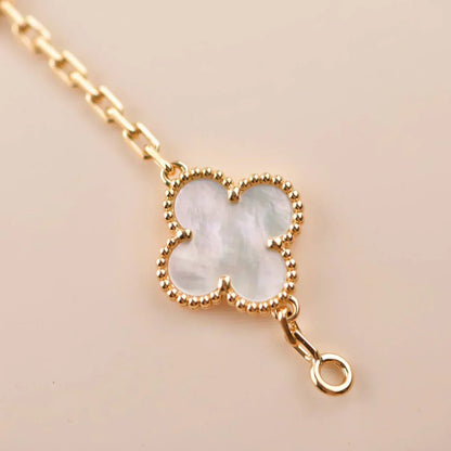 [⭐Lioran]CLOVER WHITE PEARL MOP 5 MOTIF BRACELET COLLECTION