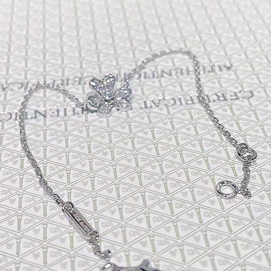 [⭐Lioran]FRIVOLE SILVER FLOWER DIAMOND BRACELET