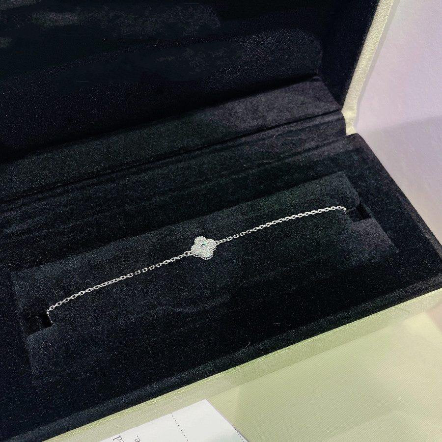 [⭐Lioran]CLOVER  SINGLE FLOWER BRACELET SILVER