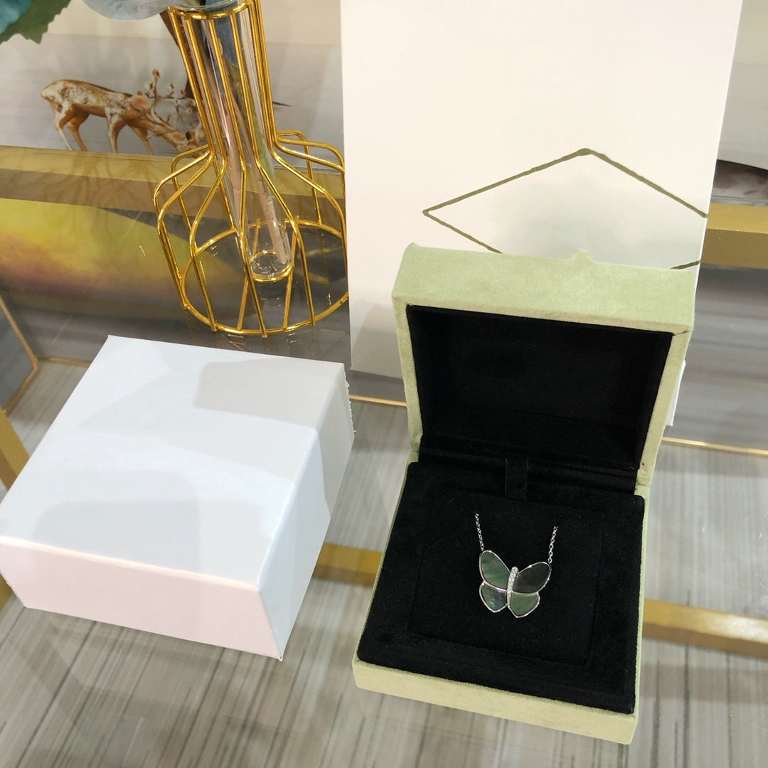 [⭐Lioran]LARGE BUTTERFLY SILVER PENDANT DIAMOND NECKLACE