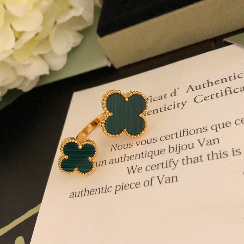 [⭐Lioran]CLOVER BETWEEN THE FINGER RING