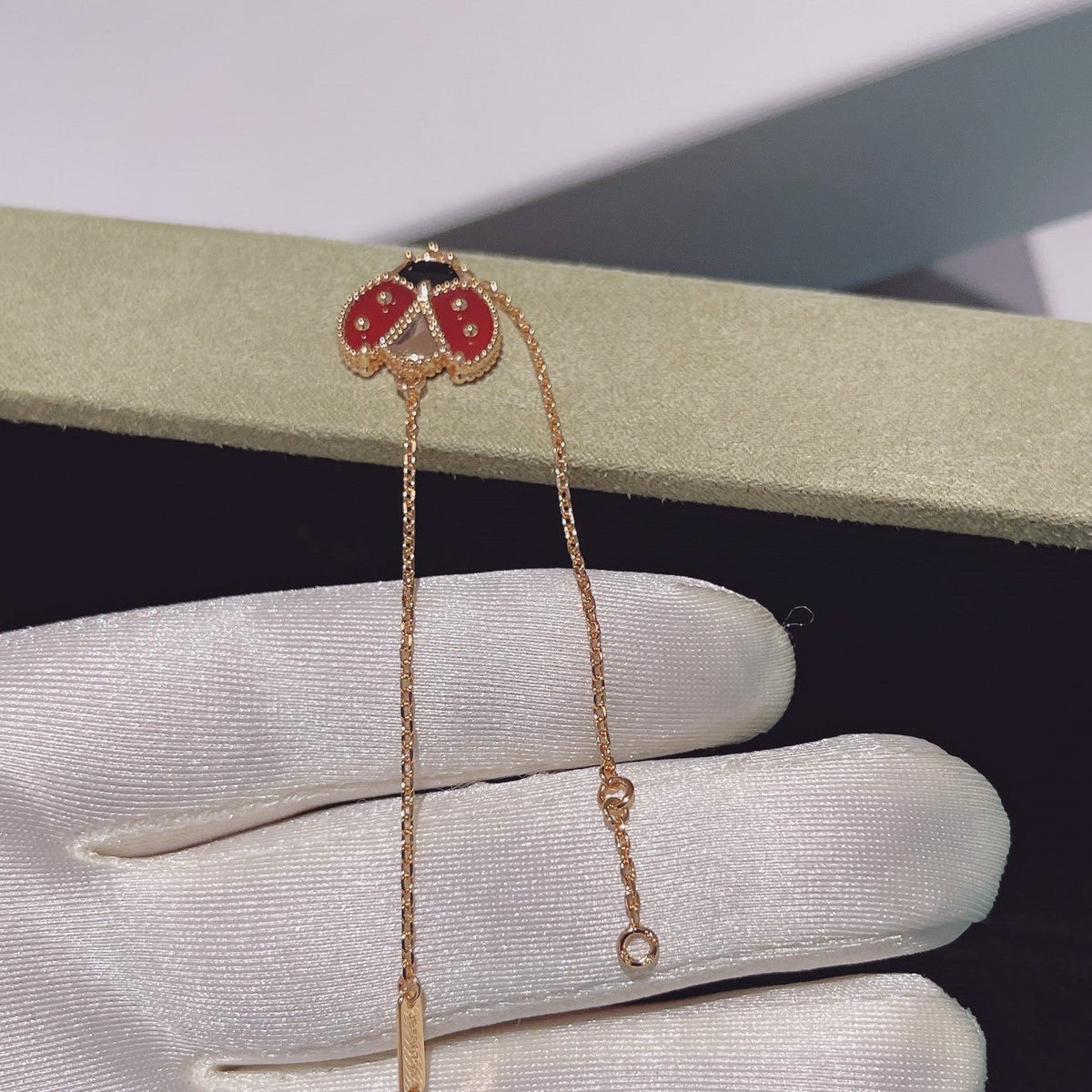 [⭐Lioran]LUCKY SPRING 1 MOTIF PINK GOLD BRACELET