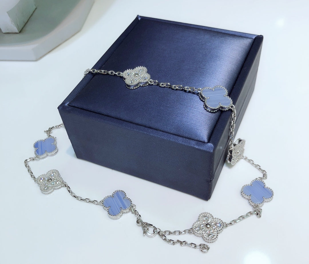 [⭐Lioran]CLOVER 10 MOTIFS CHALCEDONY DIAMONDS SILVER NECKLACE