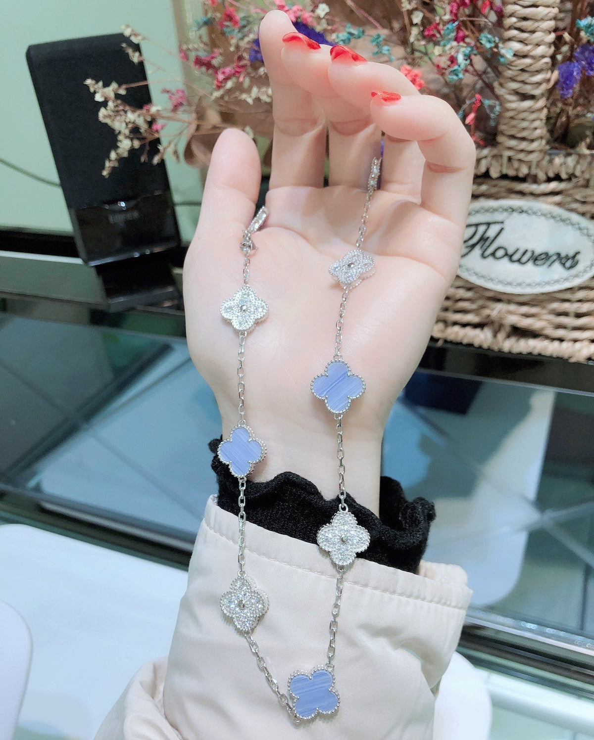 [⭐Lioran]CLOVER 10 MOTIFS CHALCEDONY DIAMONDS SILVER NECKLACE